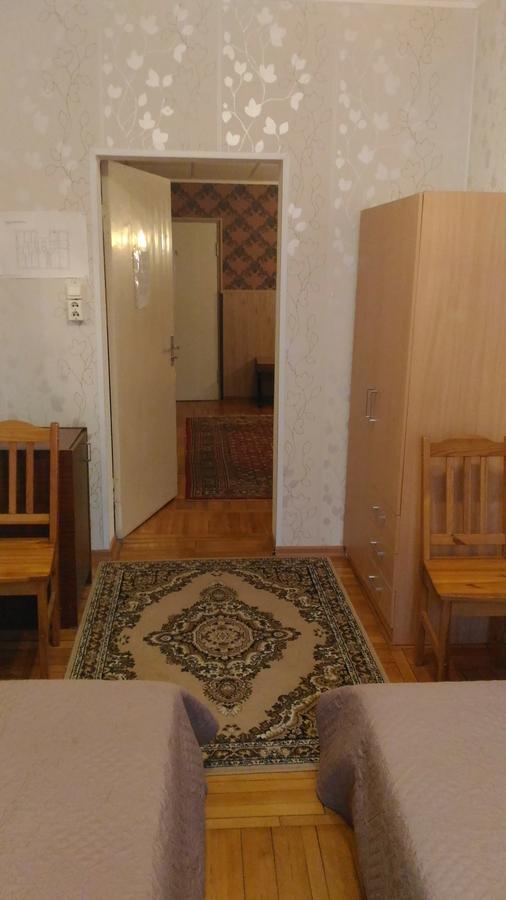 White House Puhkemaja Hostel Uulu Kültér fotó