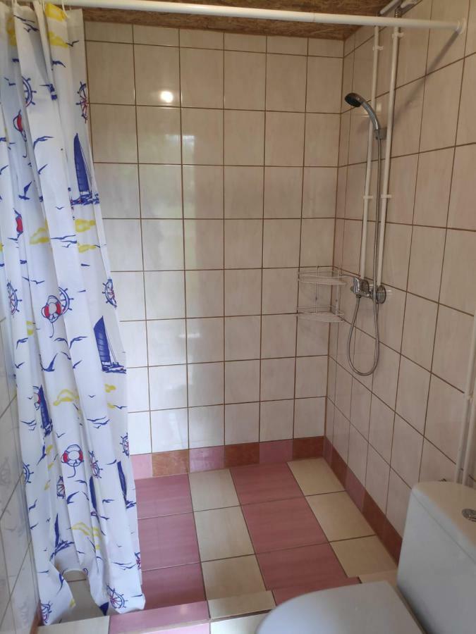 White House Puhkemaja Hostel Uulu Kültér fotó