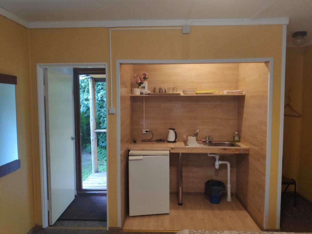 White House Puhkemaja Hostel Uulu Kültér fotó