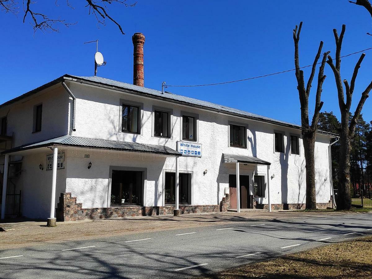White House Puhkemaja Hostel Uulu Kültér fotó